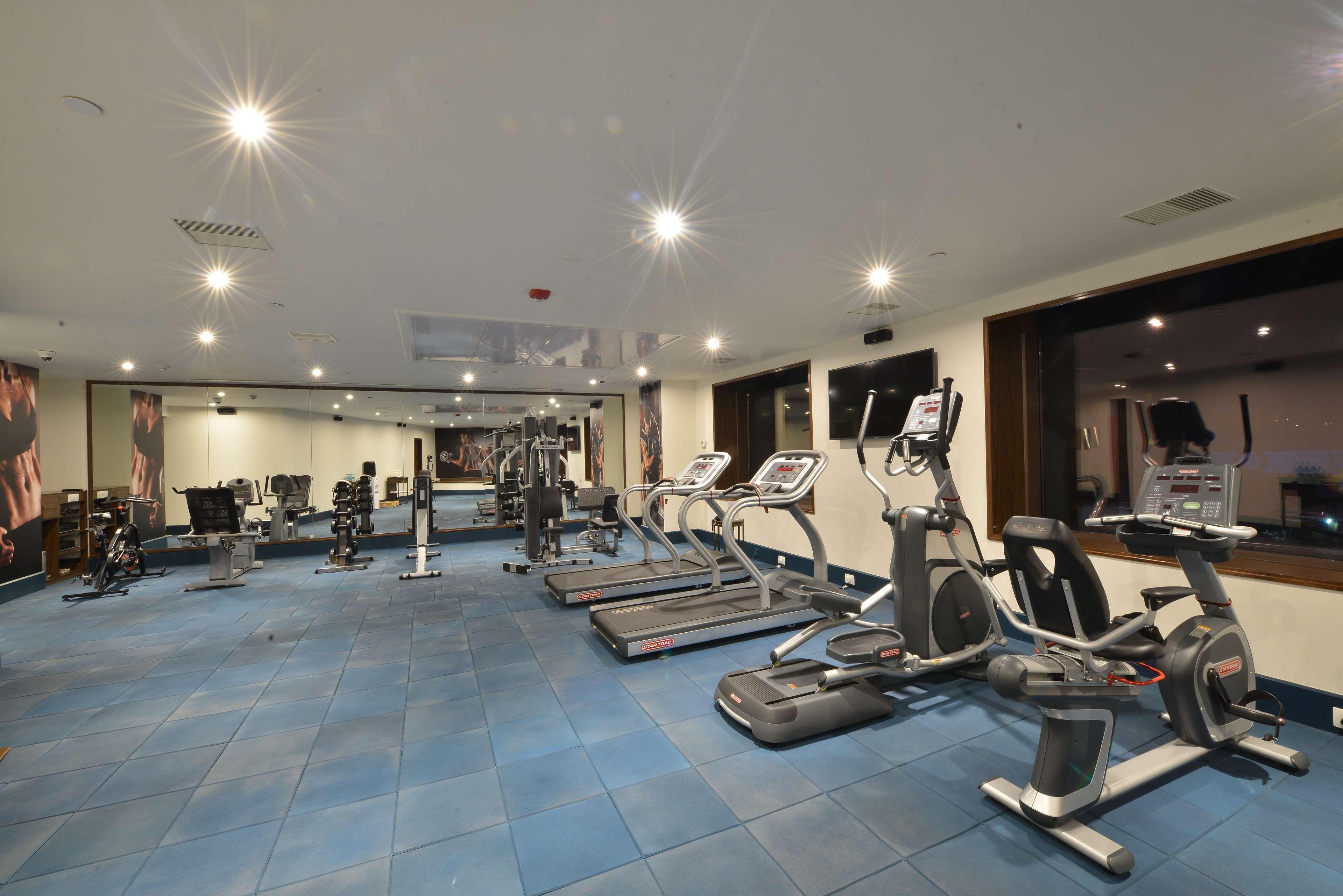Ramada Plaza Chennai Hotel Exterior photo The gym at the hotel